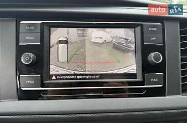 Грузовой фургон Volkswagen Transporter 2021 в 