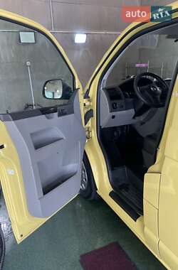 Минивэн Volkswagen Transporter 2014 в 
