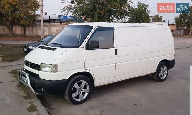 Грузовой фургон Volkswagen Transporter 2001 в Харькове
