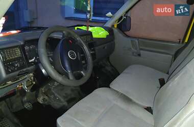 Минивэн Volkswagen Transporter 2000 в Борщеве