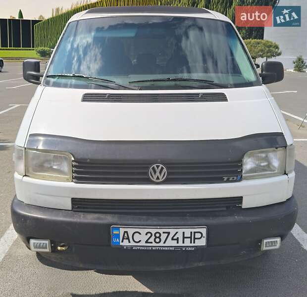 Мінівен Volkswagen Transporter 2001 в 