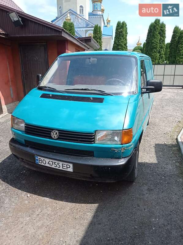 Грузовой фургон Volkswagen Transporter 1998 в 