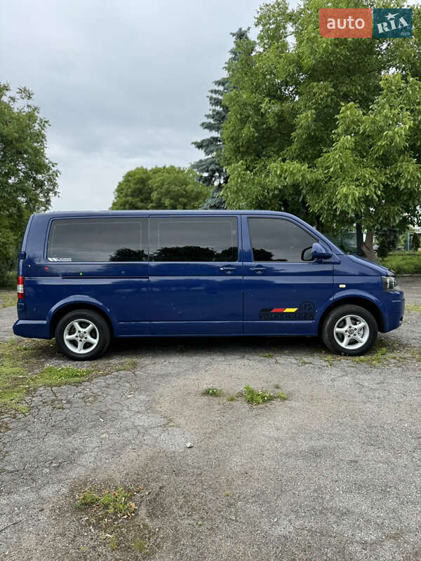 Минивэн Volkswagen Transporter 2010 в Хмельницком