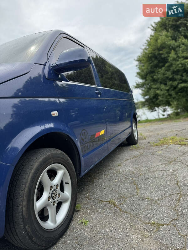 Минивэн Volkswagen Transporter 2010 в Хмельницком