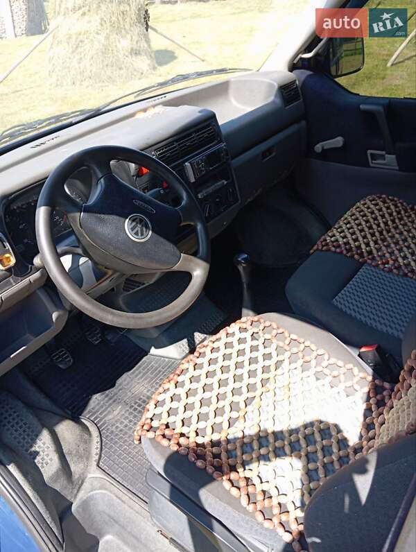 Минивэн Volkswagen Transporter 1999 в Сколе