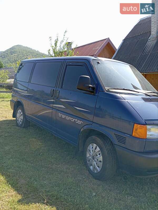 Минивэн Volkswagen Transporter 1999 в Сколе