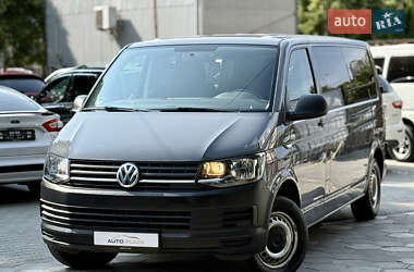 Минивэн Volkswagen Transporter 2018 в 