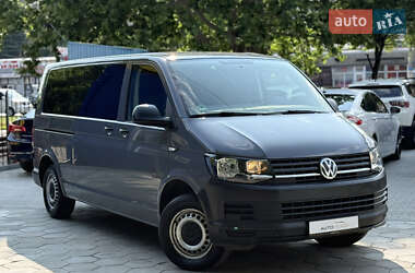 Минивэн Volkswagen Transporter 2018 в 