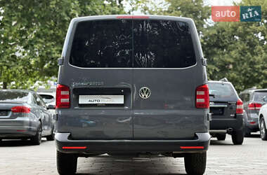Минивэн Volkswagen Transporter 2018 в 