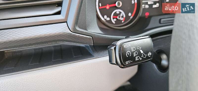 Грузовой фургон Volkswagen Transporter 2020 в Радомышле