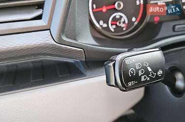 Грузовой фургон Volkswagen Transporter 2020 в 