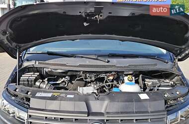 Грузовой фургон Volkswagen Transporter 2020 в 