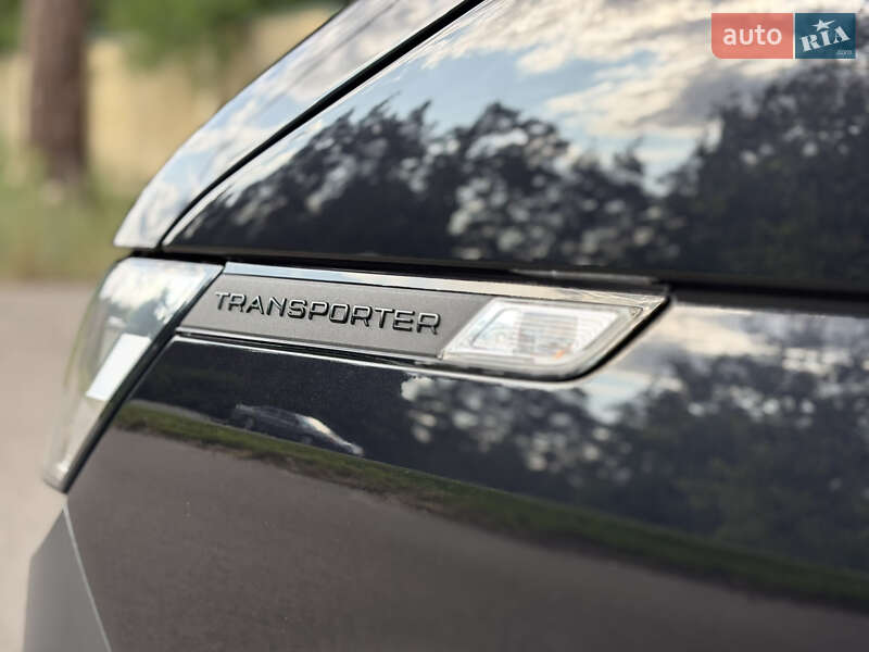 Грузопассажирский фургон Volkswagen Transporter 2021 в Киеве