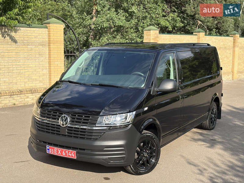 Грузопассажирский фургон Volkswagen Transporter 2021 в Киеве