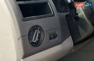 Минивэн Volkswagen Transporter 2008 в 