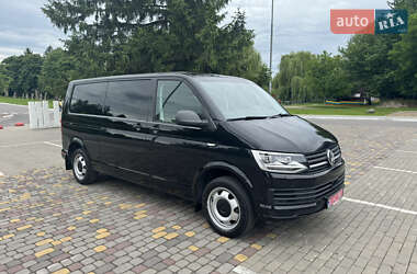 Минивэн Volkswagen Transporter 2018 в 