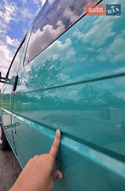 Грузопассажирский фургон Volkswagen Transporter 2000 в 