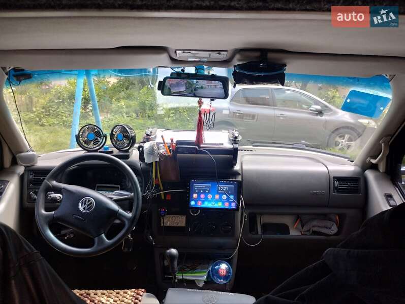 Мінівен Volkswagen Transporter 2000 в Львові
