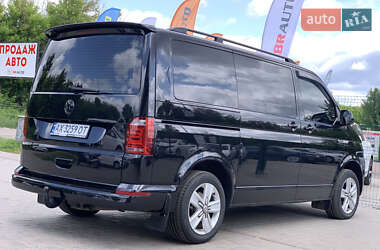 Минивэн Volkswagen Transporter 2017 в 