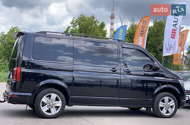 Минивэн Volkswagen Transporter 2017 в 