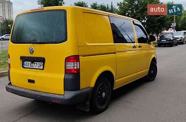 Минивэн Volkswagen Transporter 2011 в 