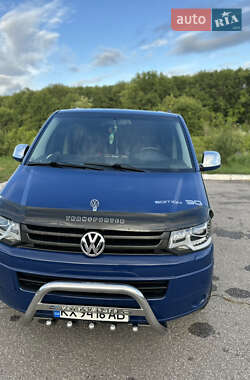 Минивэн Volkswagen Transporter 2011 в 
