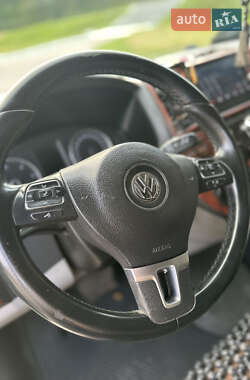 Минивэн Volkswagen Transporter 2011 в 