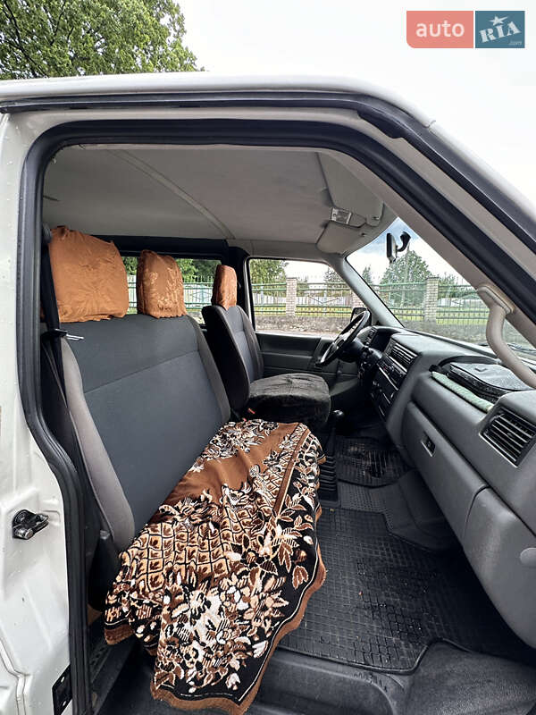 Минивэн Volkswagen Transporter 1997 в Владимирце