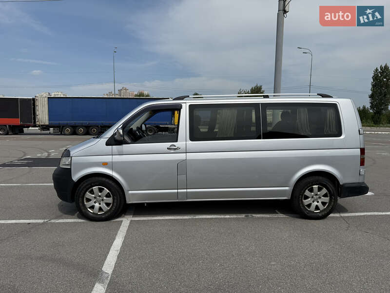 Минивэн Volkswagen Transporter 2006 в Киеве