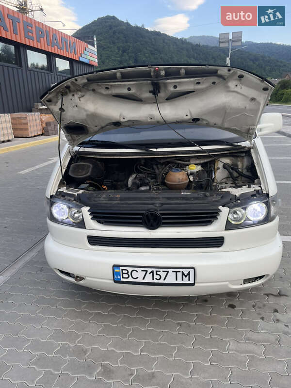 Мінівен Volkswagen Transporter 2001 в Сколе