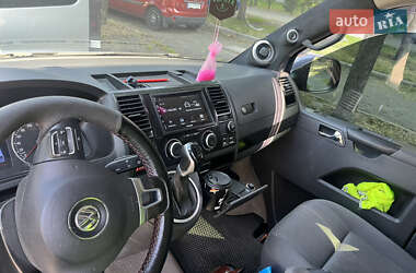 Минивэн Volkswagen Transporter 2006 в 