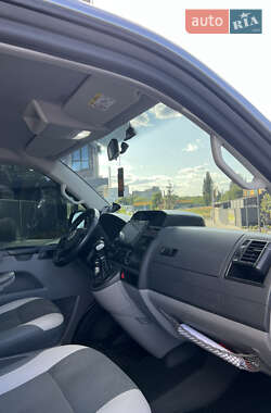 Минивэн Volkswagen Transporter 2009 в 