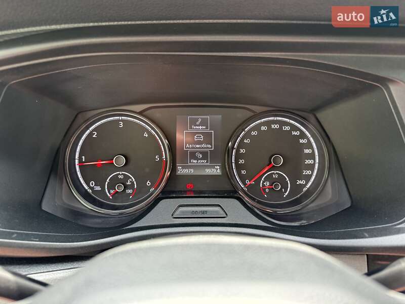 Минивэн Volkswagen Transporter 2020 в Луцке