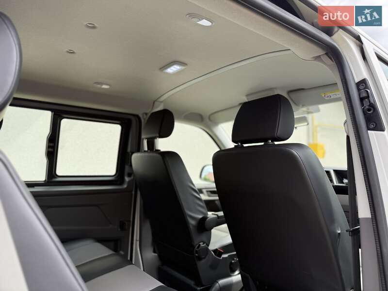 Минивэн Volkswagen Transporter 2020 в Луцке