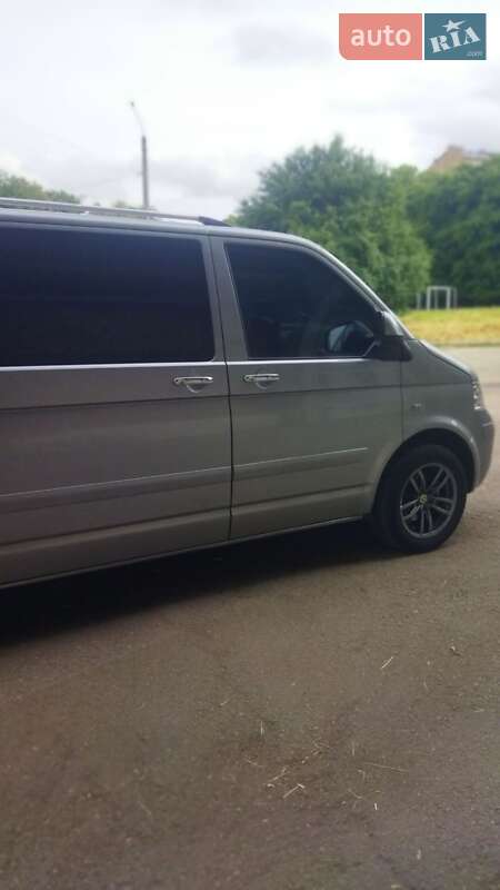 Минивэн Volkswagen Transporter 2004 в Ивано-Франковске