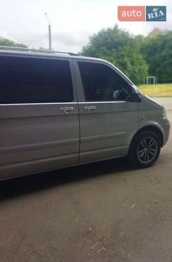 Минивэн Volkswagen Transporter 2004 в 