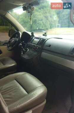 Минивэн Volkswagen Transporter 2004 в 
