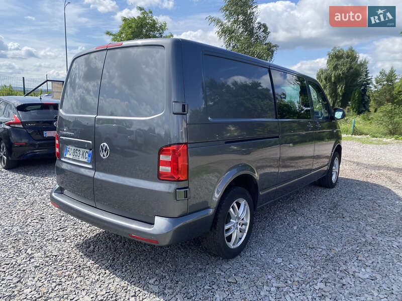 Минивэн Volkswagen Transporter 2018 в Дубно