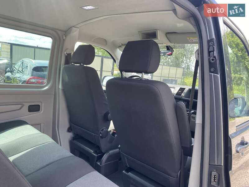 Минивэн Volkswagen Transporter 2018 в Дубно