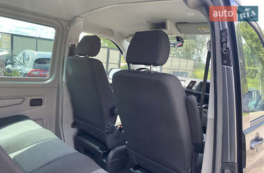 Минивэн Volkswagen Transporter 2018 в 