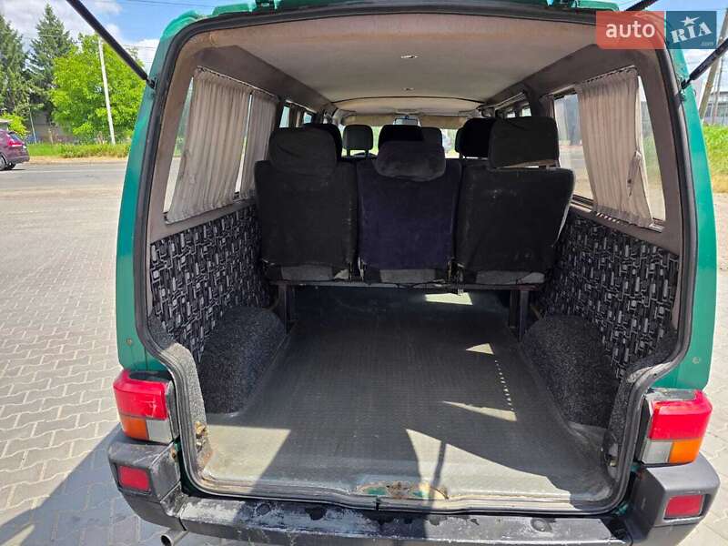 Минивэн Volkswagen Transporter 1994 в Черновцах