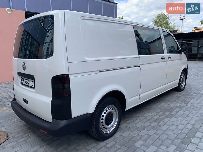 Мінівен Volkswagen Transporter 2005 в Луцьку
