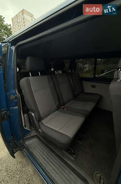 Минивэн Volkswagen Transporter 2018 в 