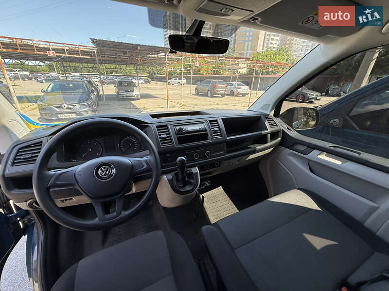 Минивэн Volkswagen Transporter 2018 в Киеве