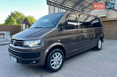 Мінівен Volkswagen Transporter 2013 в Чернівцях