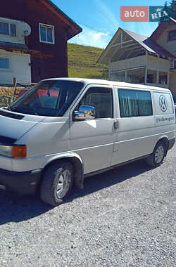 Минивэн Volkswagen Transporter 2000 в Полянице