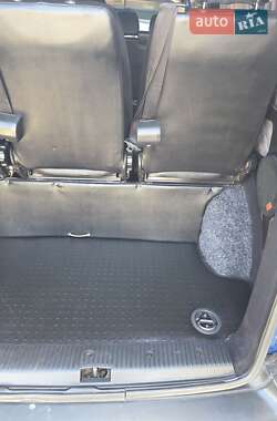 Минивэн Volkswagen Transporter 2016 в 