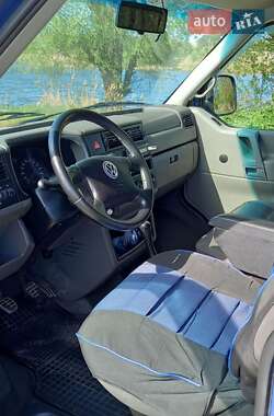 Минивэн Volkswagen Transporter 2001 в 