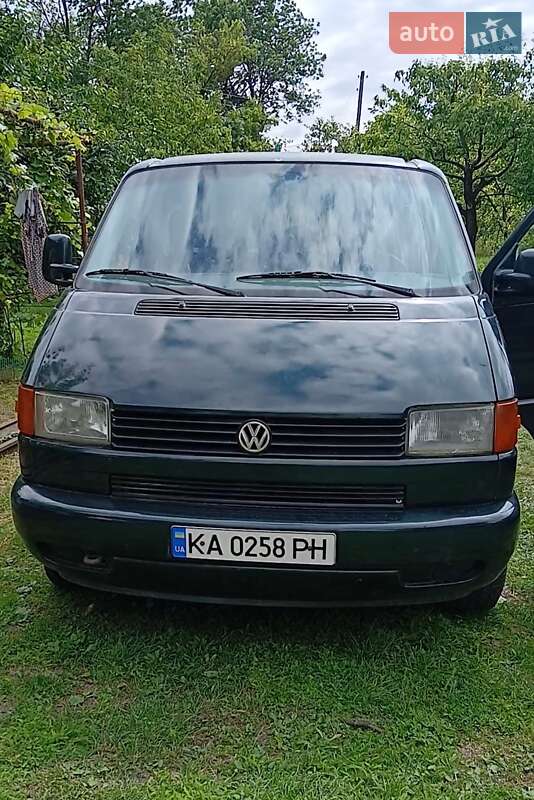 Мінівен Volkswagen Transporter 2000 в Козятині