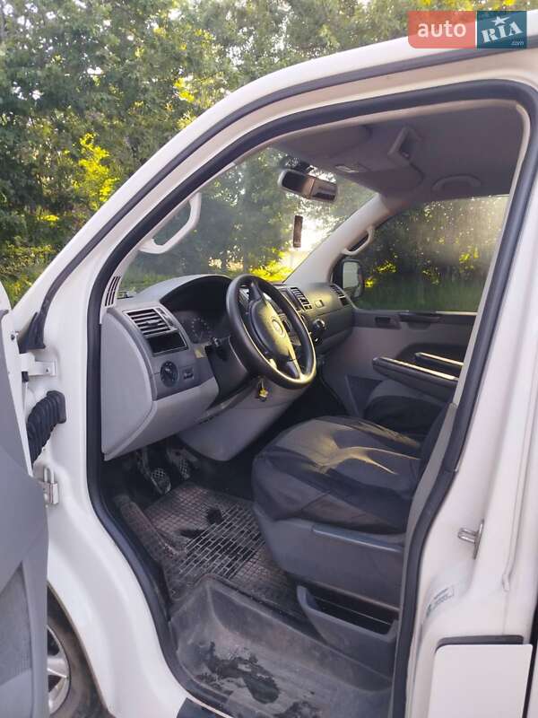 Минивэн Volkswagen Transporter 2009 в Шостке